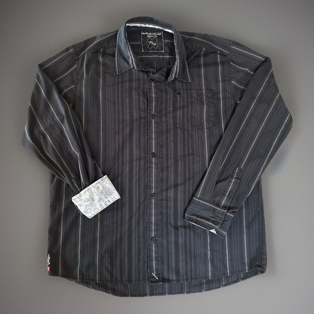 Quiksilver Button Up Black White Pin Stripe Floral Cuff Size XL
